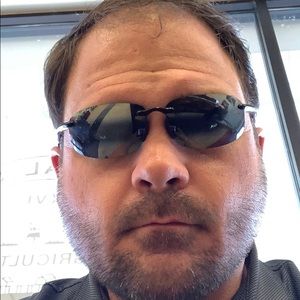 Meet your Posher, Chad